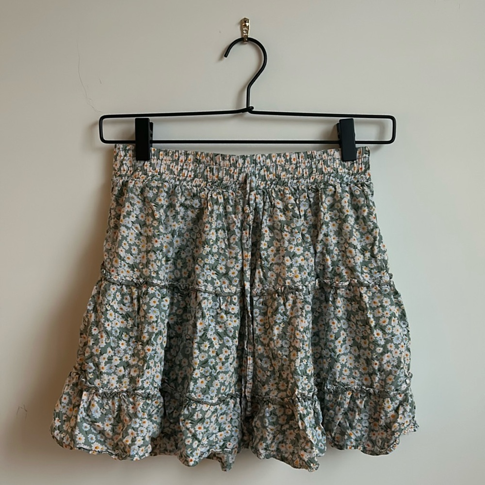Cute flower mini skirt